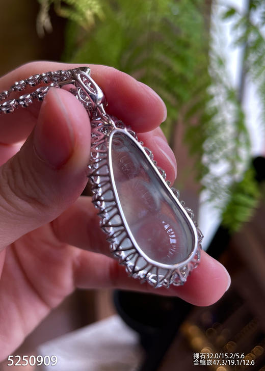 5250909，福豆吊坠。具体价格微信咨询 商品图5