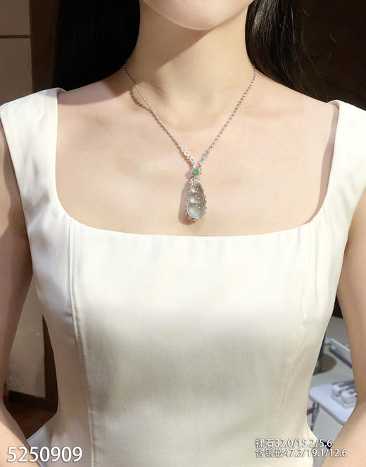 5250909，福豆吊坠。具体价格微信咨询 商品图4