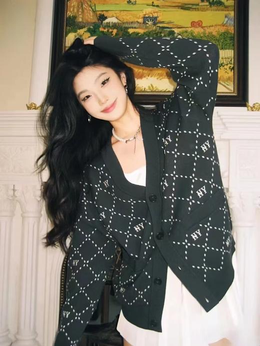 得物同步MLB男女同款慵懒风满印老花针织外套开衫 商品图11