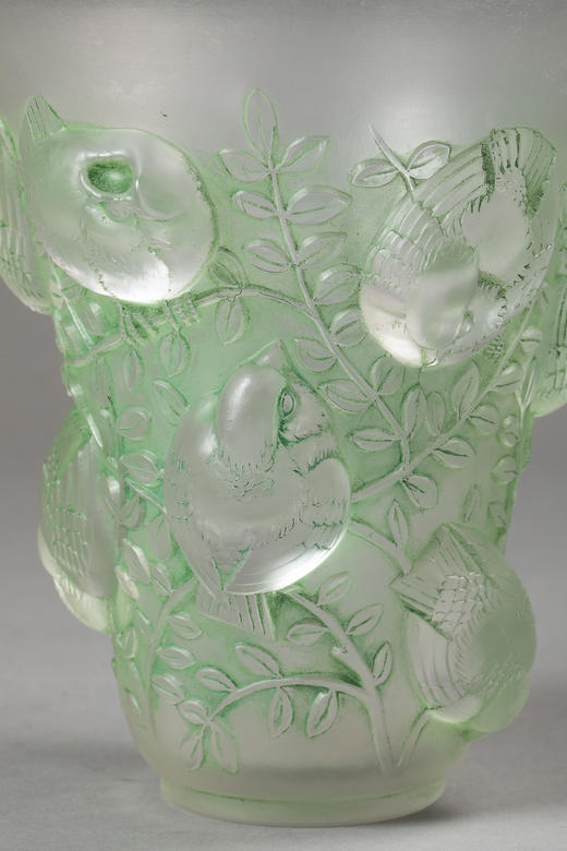 独角鹿西洋古董1930年法国顶级水晶工坊莱俪LALIQUE设计出品「Saint François 圣方济各」主题绿色欧泊水晶花瓶 商品图3