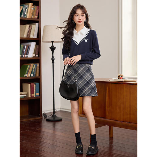 【年终特卖】熙世界【学院风假两件卫衣】文艺百搭春秋款衬衫翻领女士上衣 商品图4