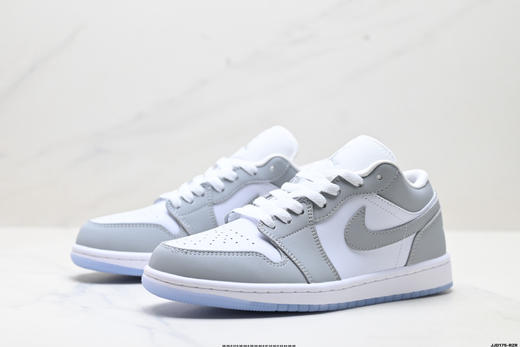 耐克乔丹Air Jordan 1 Low低帮休闲运动板鞋IH0649-021男女鞋 商品图3