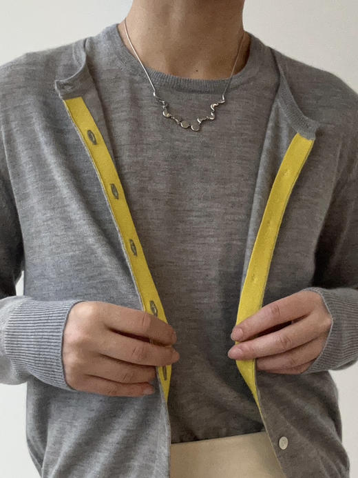 Puree｜#1979 Petite Cardigan 精纺羊绒开衫 [  黄 / 灰 / 蓝 / 米粉 ] 商品图12
