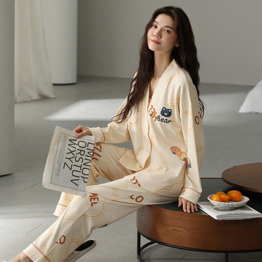 把“东方美学”穿身上! 国风免Bra家居服套装 十色可选 内置胸垫设计，无松紧带无束缚升级材质，棉柔感透气亲肤高色牢度，不易褪色不起球居家外出皆可穿，正品 商品图2