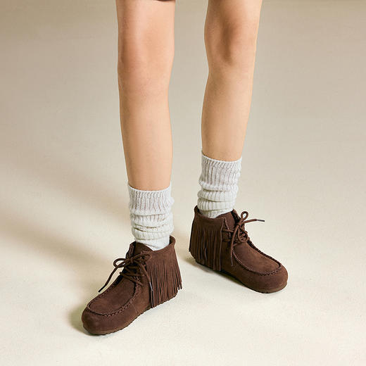 千百度流苏薄底西部牛仔靴女加绒保暖复古美拉德短靴A25559101 商品图4