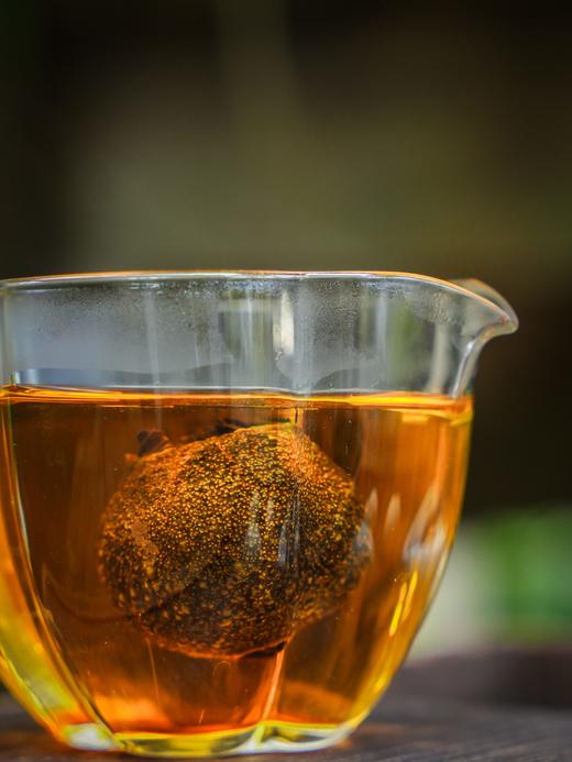 【茶人宣义小青柑】宣哥出品10年陈班章熟茶+5年陈新会青柑，宣哥一直招待贵客用的自用品，净含量：50克/袋 商品图3