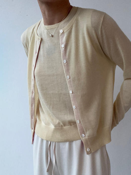 Puree｜#1979 Petite Cardigan 精纺羊绒开衫 [  黄 / 灰 / 蓝 / 米粉 ] 商品图3
