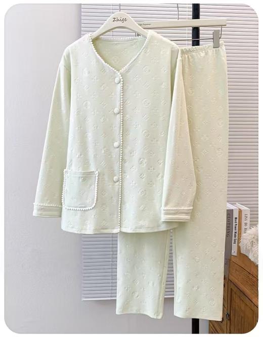 【慕斯德绒家居服】2025秋冬亲肤柔顺蓄热保暖睡衣家居服 商品图4
