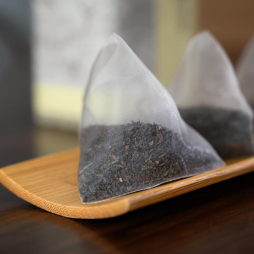 【会员专享内购】老六堡茶中茗六堡茶2006年岁岁平安100g/50罐一件 商品图3