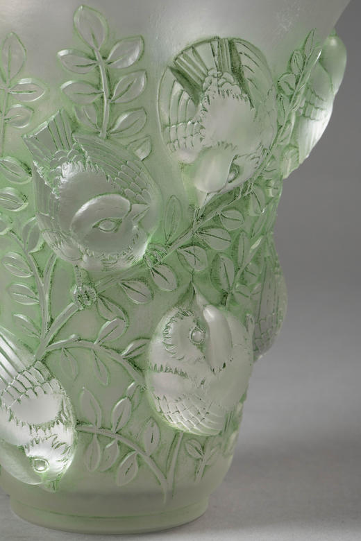 独角鹿西洋古董1930年法国顶级水晶工坊莱俪LALIQUE设计出品「Saint François 圣方济各」主题绿色欧泊水晶花瓶 商品图6