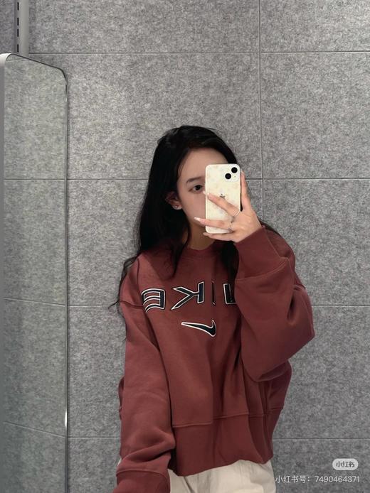 耐家logo图案户外休闲运动圆领套头长袖卫衣 女款（FV7675） 商品图10