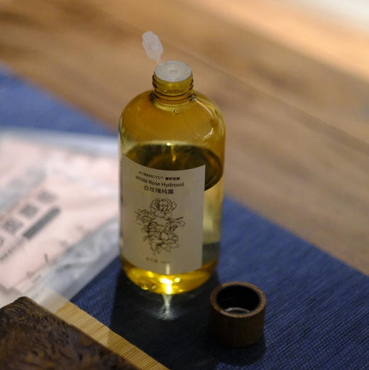 奕虹定制，芳疗师有机纯露系列 ，改善干燥、改善老化肌肤精致肌肤，纯露上品  不添加香精 无色素 无重金属 无抗生素无农药 商品图1