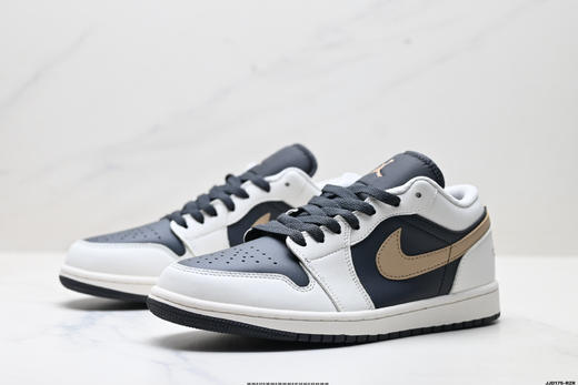 耐克乔丹Air Jordan 1 Low低帮休闲运动板鞋IH0649-021男女鞋 商品图3