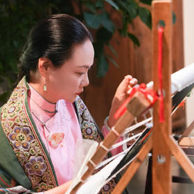 与“邹氏滴滴绣针法”共话非遗传承