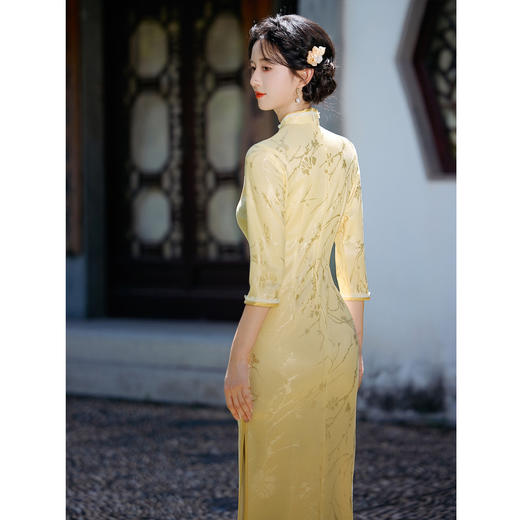 新中式改良旗袍年轻款少女高级感鹅黄色订婚日常可穿连衣裙轻礼服 商品图3