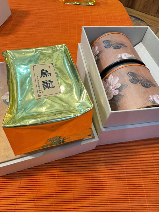 高山乌龙 普洱生茶+老农春回100克。秒杀 商品图0