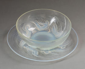 独角鹿西洋古董1921年法国顶级水晶工坊莱俪LALIQUE设计出品「ONDINES 水之精灵」主题欧泊水晶碗及浅口盘