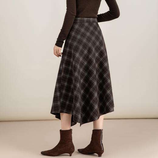 「高货xg」全新升级【铂金会员192/天猫259/差价67】(70631)洛诗琳复古格纹不规则半身裙2025秋冬新款高腰显瘦A字裙 商品图2