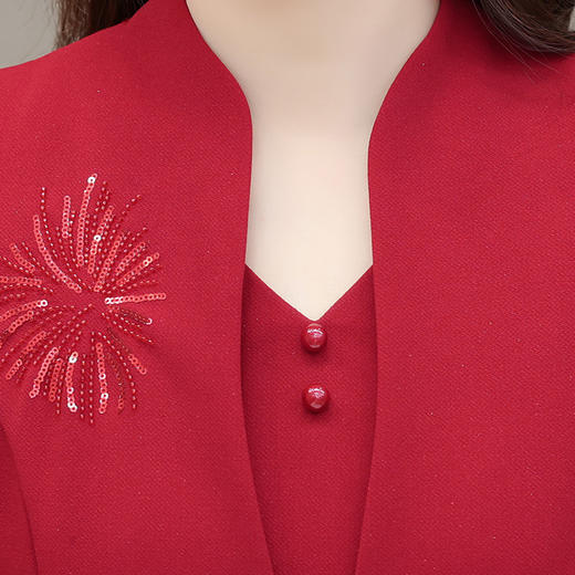 QYM 1315C522-Y气质套装二件套修身礼服裙 商品图3