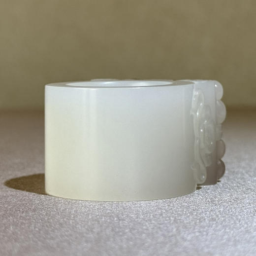 和田玉（羊脂玉）子料扳指--龙翔九天  50.53g 商品图3