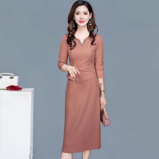 V领假两件连衣裙，气质修身时尚优雅女士过膝裙子QYM- TYH99H228 商品图3