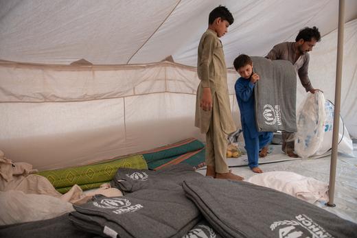 为阿富汗家庭提供一条毛毯 商品图10