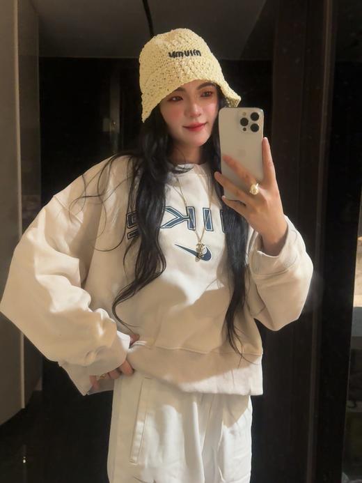 耐家logo图案户外休闲运动圆领套头长袖卫衣 女款（FV7675） 商品图4