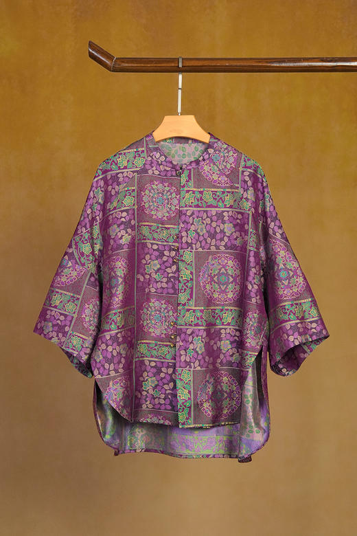 V252510上衣。 商品图0