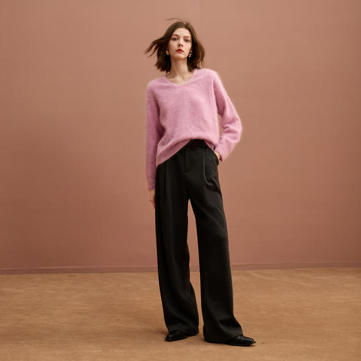 【拉毛羊绒】三彩2025冬季新款慵懒宽松针织衫V领简约套头衫S 商品图2