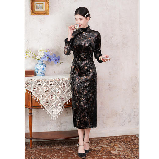 SKY 361821金钻绒加厚加绒长款七分袖旗袍 商品图1