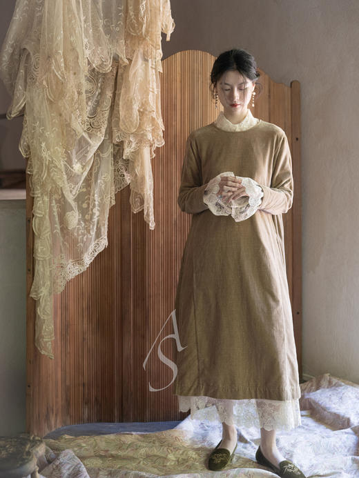 Emma Hope 25AW 赤陶色/橄榄绿丝绒手工珠绣阿尔伯特鞋 商品图5