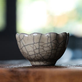 问鼎哥窑传世复刻款小菡萏杯