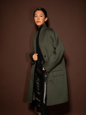 Puree｜#0929 Invisible Lapel Coat 弧形领隐形前扣大衣 [  米白 / 苍绿  ]