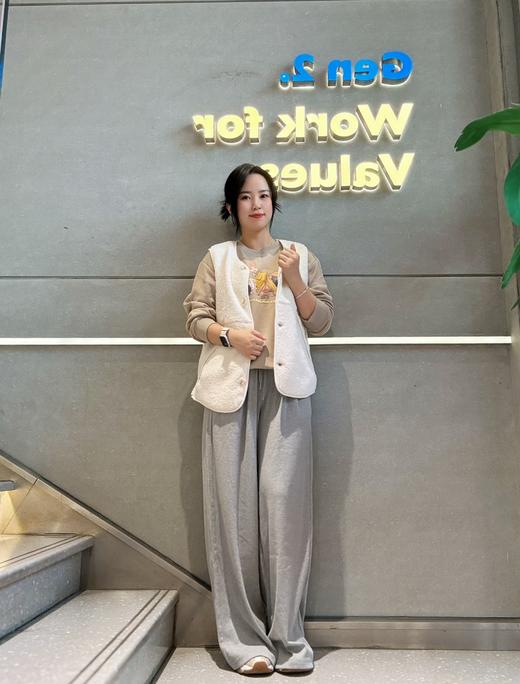 佐丹奴女装25年商场同款摇粒绒背心05375806 商品图1