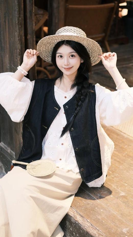 复古牛仔马甲+温柔镂空蕾丝衬衫 商品图0