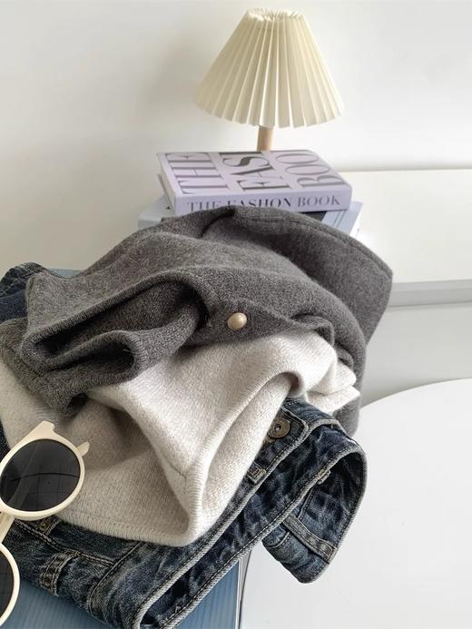 温柔系单排扣小金扣子圆领显瘦针织马甲背心 女韩系宽松坎肩上衣女 商品图2