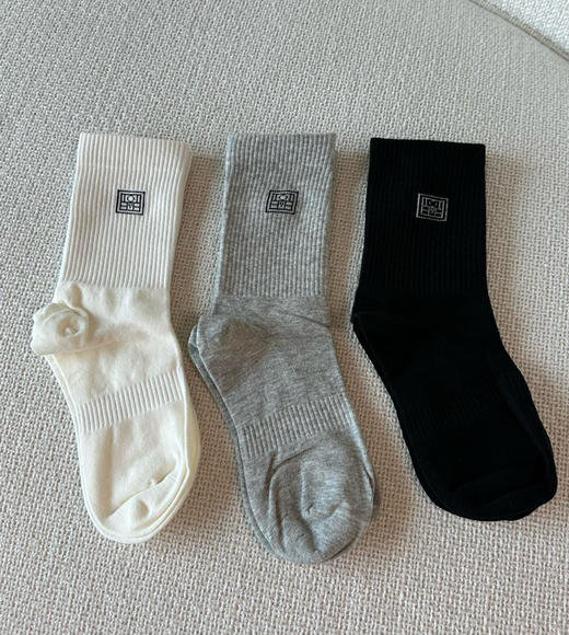 瑞典TOT*E同款字母袜子3双092a 商品图1