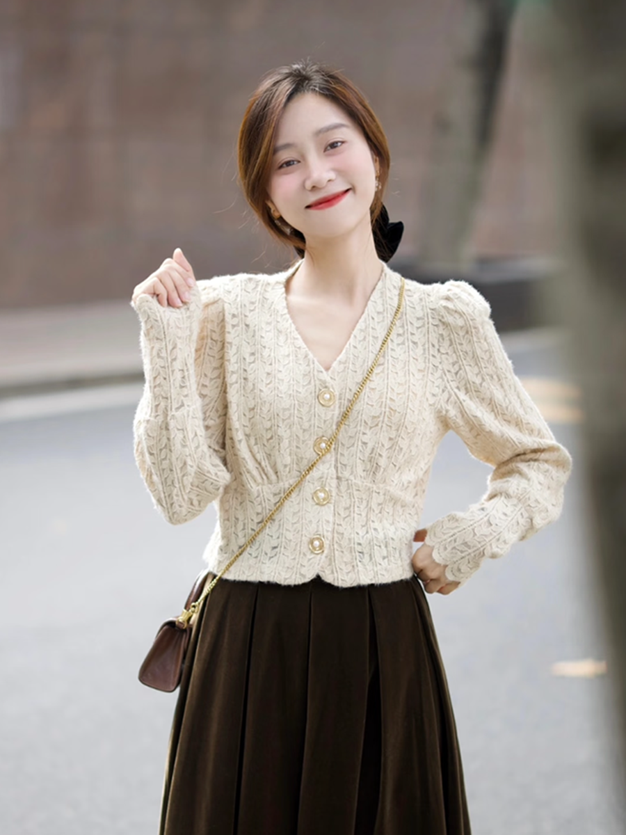 【白图lulu定制】【贵气蕾丝衫】绒感蕾丝 短款收腰 上衣