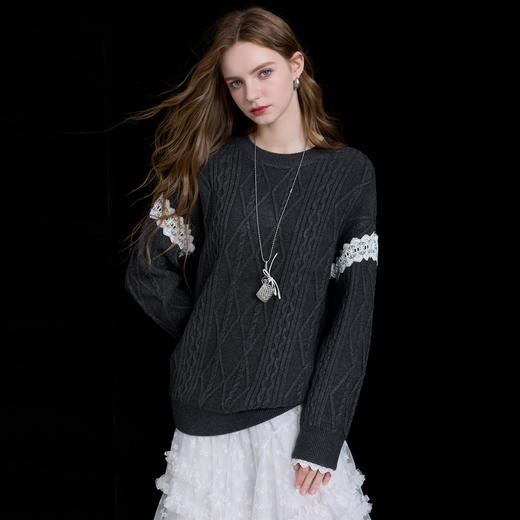 三彩2025冬季新款圆领绞花肌理针织衫长袖花边上衣毛衫宽松简约M 商品图1