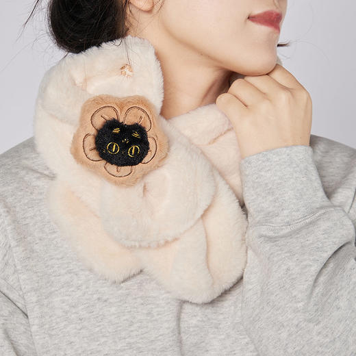 大英博物馆 巴斯特系列 萌猫蝴蝶结公仔毛绒围巾 米色 咖色 商品图2