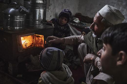 为阿富汗家庭提供一套传统取暖炉（Bukhari） 商品图4