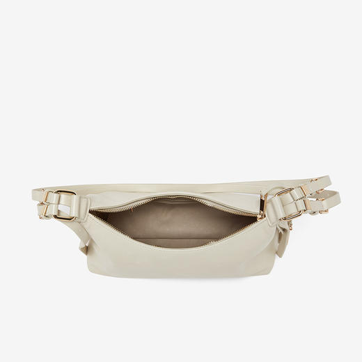 【云粉节】  BF楼百思图2025冬季新款托特包时尚简约通勤单肩包女JA134DX5吊牌价599.现价339 商品图2