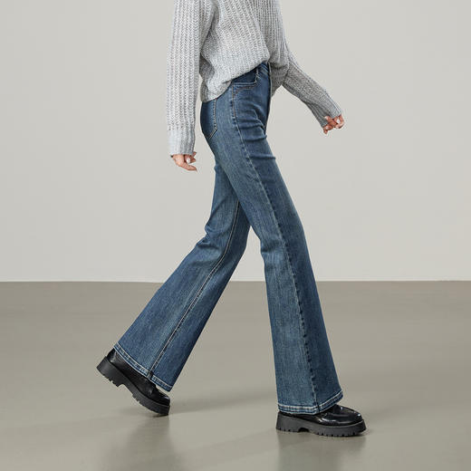 【四面弹-喇叭裤】逸阳秋新修身显瘦微喇牛仔长裤5947 商品图5