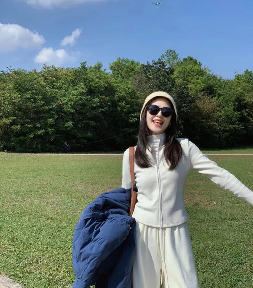 老米优品🎈3-5天发！【LU家同款】  石墨烯羊绒蛋白小外套 羊毛蚕丝蛋白混纺面料，石墨烯黑科技，红外线升温，兼具保暖与舒适 商品图11