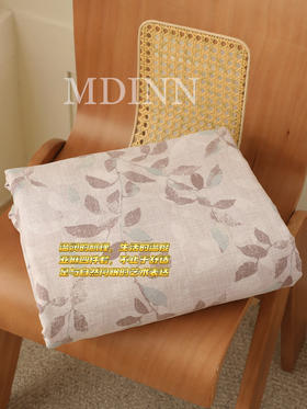 这件鎏金绸缎内衣简直就是女人法宝~颜值高还舒服，穿上A杯秒变C！对象看了直斯哈~