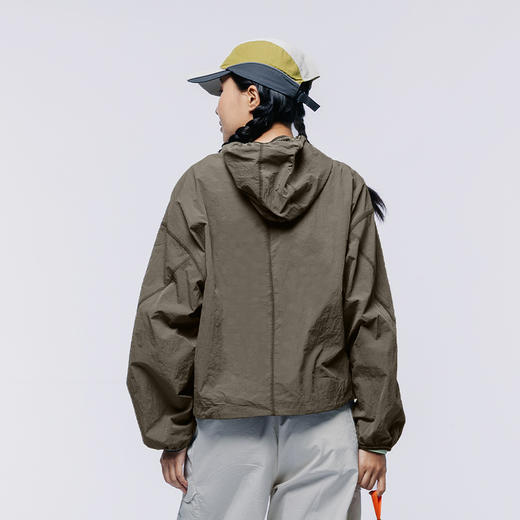 【品牌特惠】ACMEITEM爱棵米-女士连帽外套GAG2210432E 商品图3