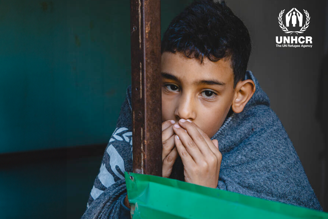 为阿富汗家庭提供一条毛毯