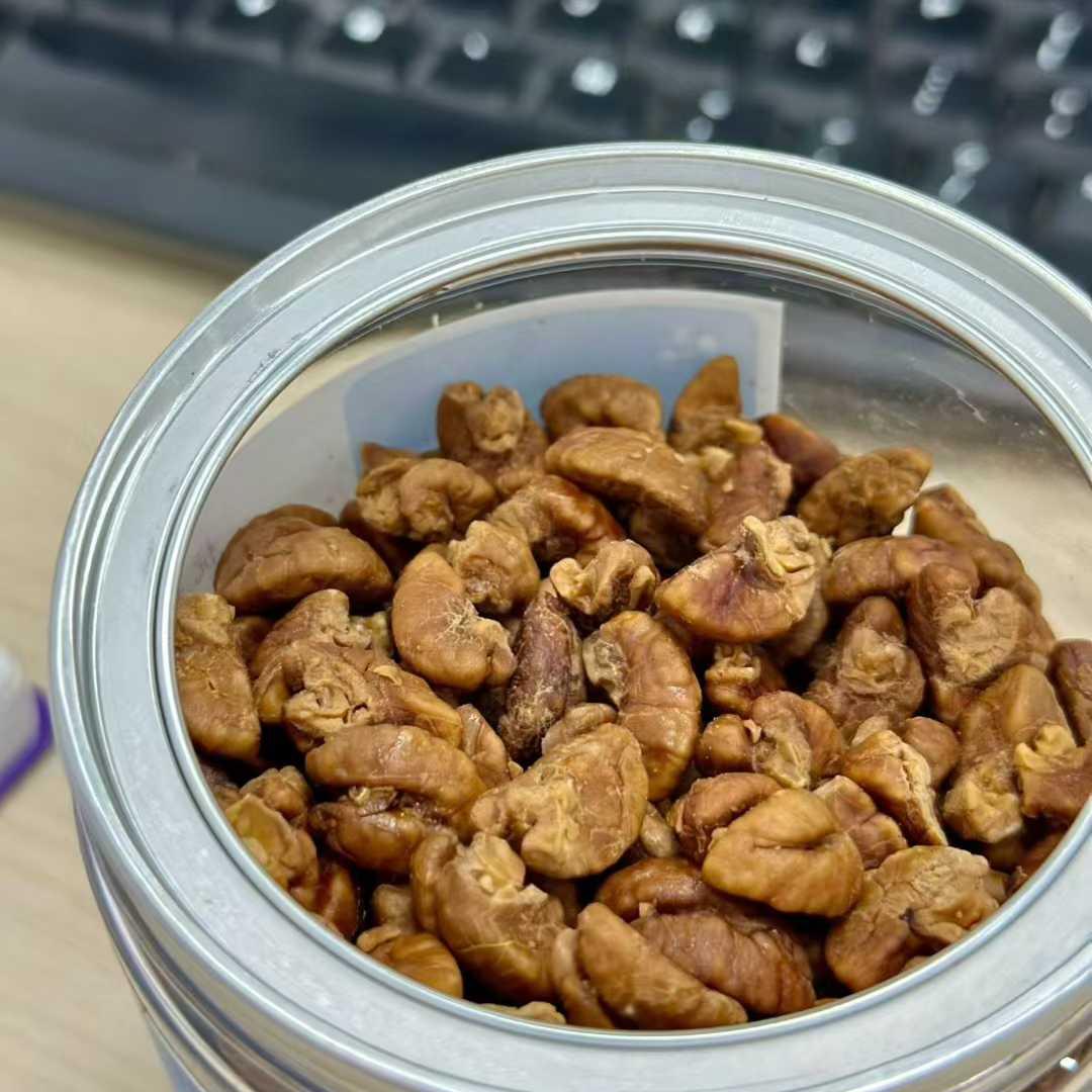 【2025新货！果之澜健康山核桃仁】坚持轻糖轻盐无工业调料添加，清淡口味多吃不腻，健康入口。净重168克/罐，全场满88元江浙沪皖顺丰包邮~