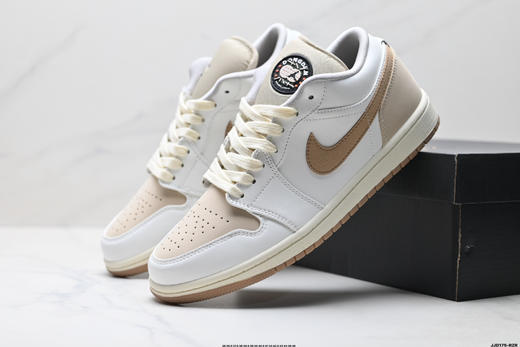 耐克乔丹Air Jordan 1 Low低帮休闲运动板鞋IH0649-021男女鞋 商品图7