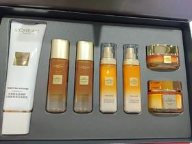 欧莱雅花蜜胶原洁霜套盒